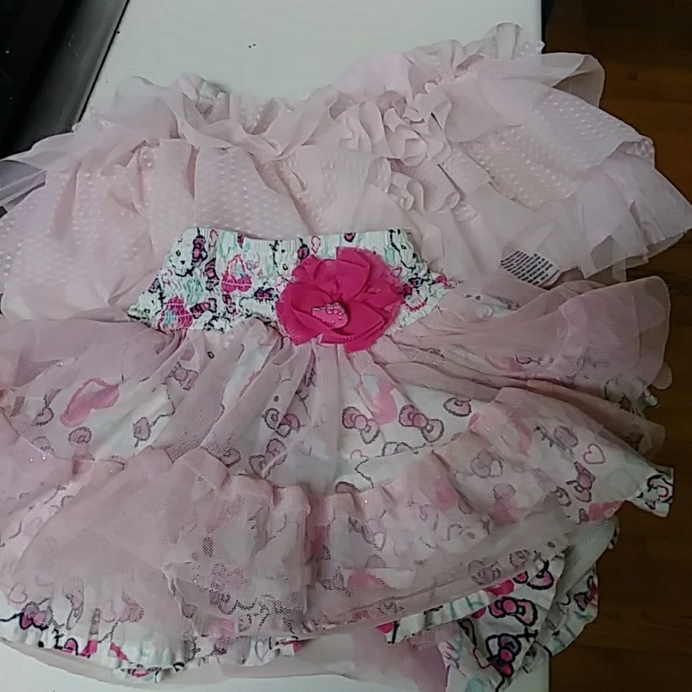 Sold2 Hello kitty 3t light pink ruffle tulle skirt